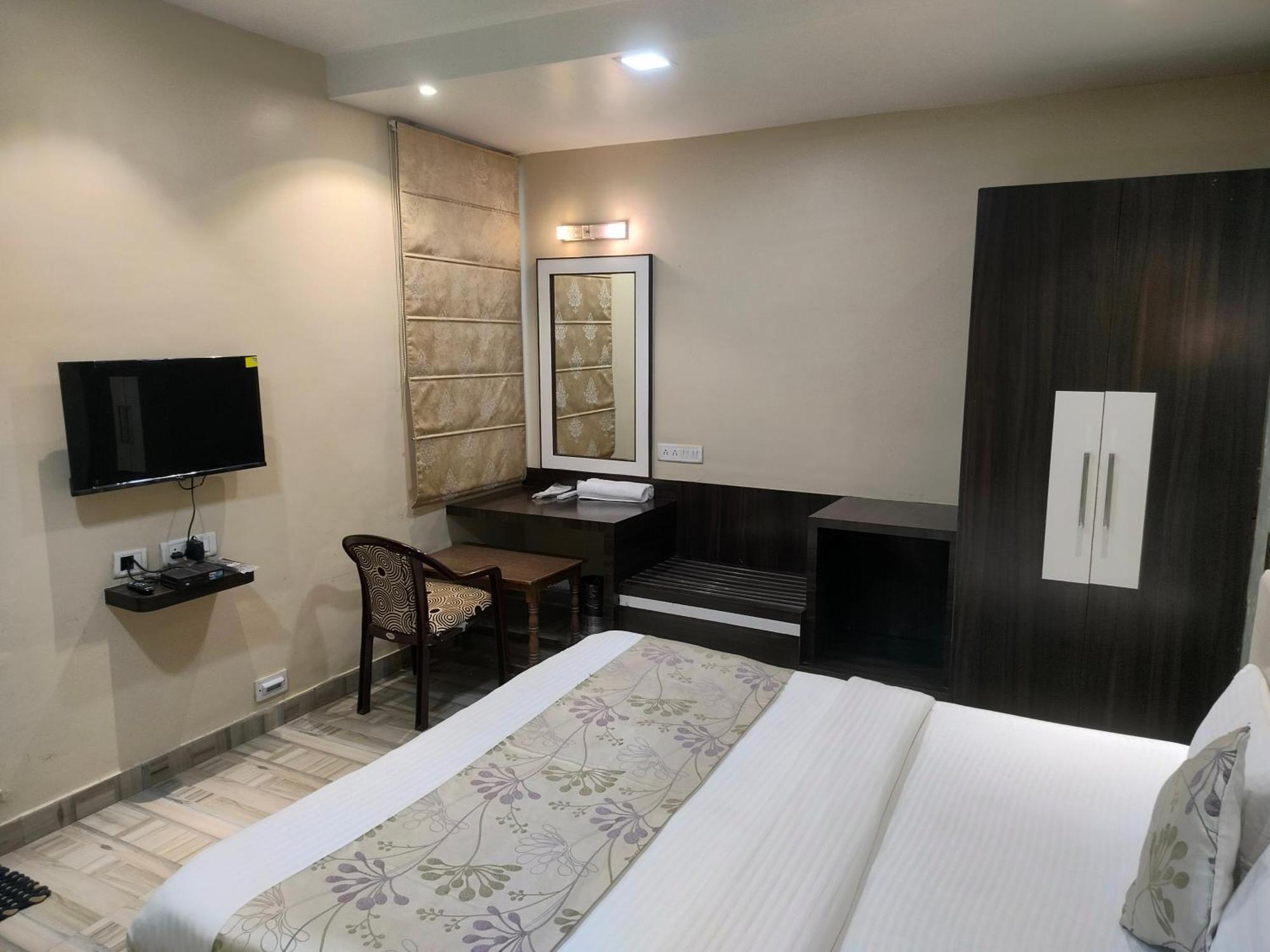 Hotel Royal Ambience — Photos 1
